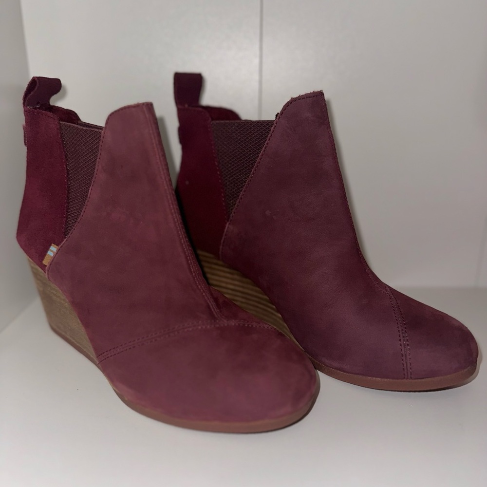 Toms Burgundy Kelsey Wedge Bootie